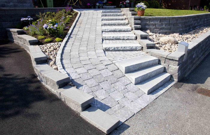 Stödmur & Stentrappa Trädgård. Tumba Vretarna